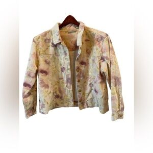 Travelsmith women’s petite MED flowered denim jacket‎